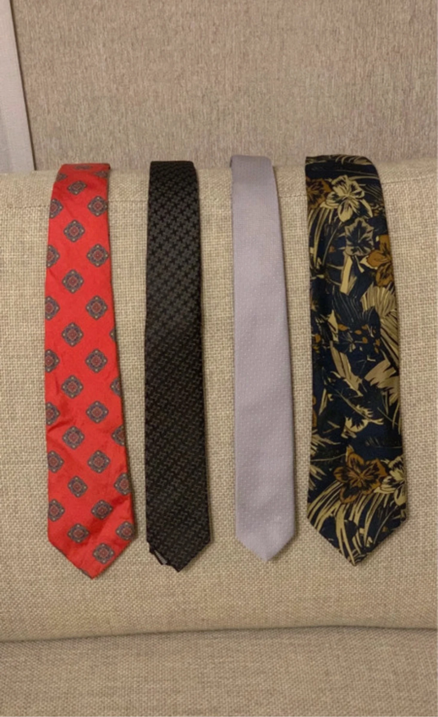 Lots cravate 👔 etat comme neuf 